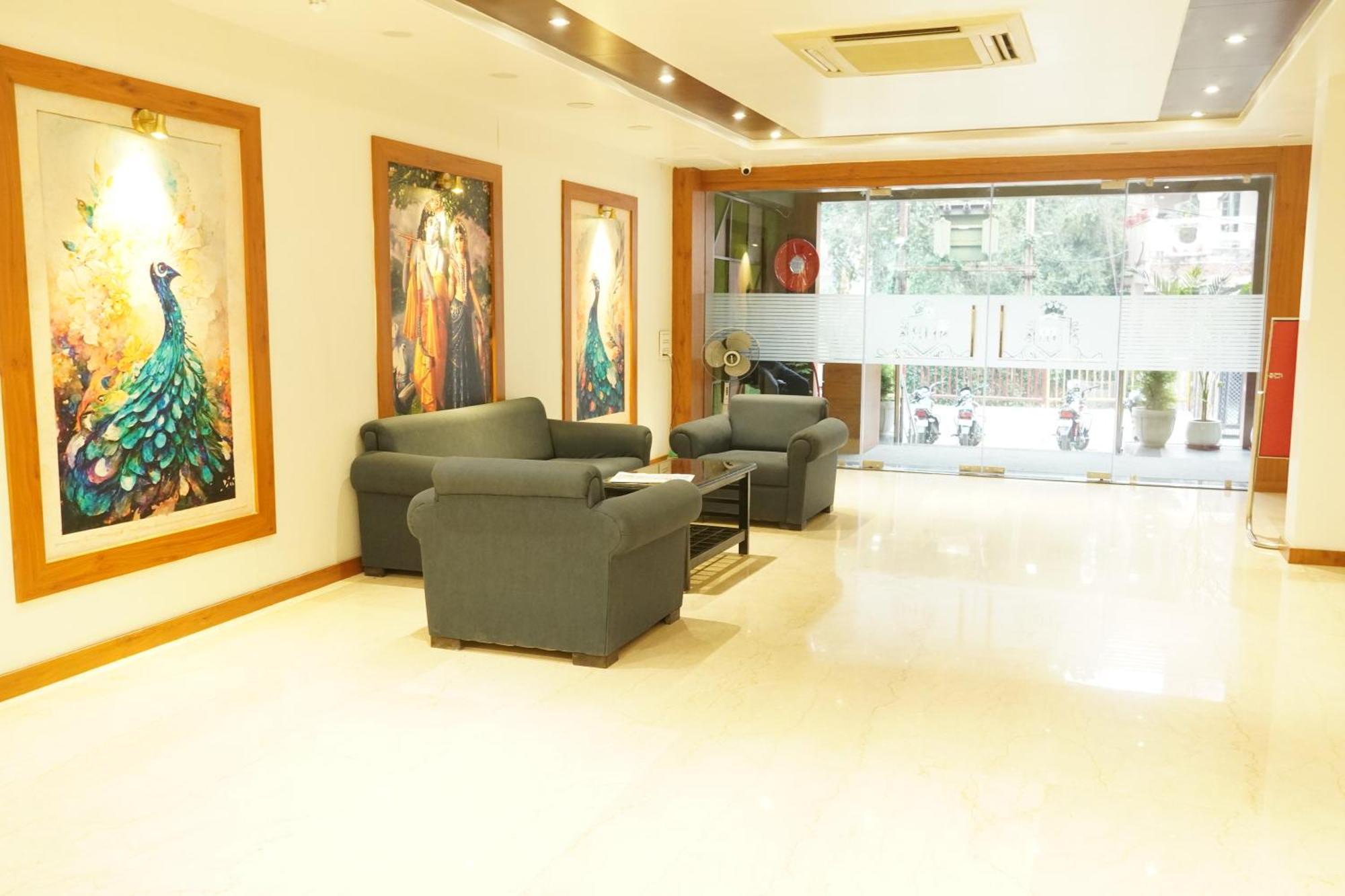 Hotel Eleven Heights Bhopal Exterior foto